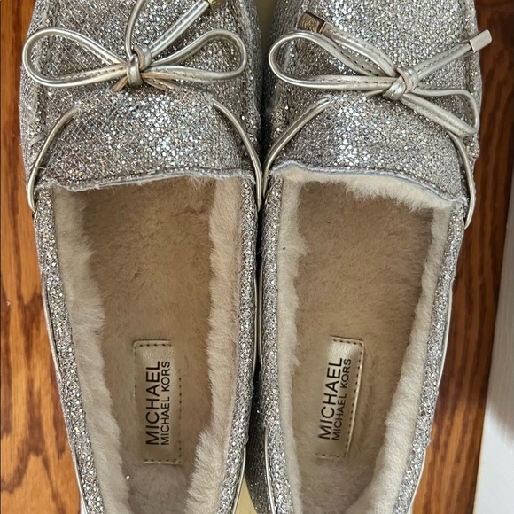 Michael Kors Sutton Moccasins With Sheared Lamb Fur Lining - Picture 3 of 10